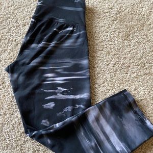 Old Navy Crop Active